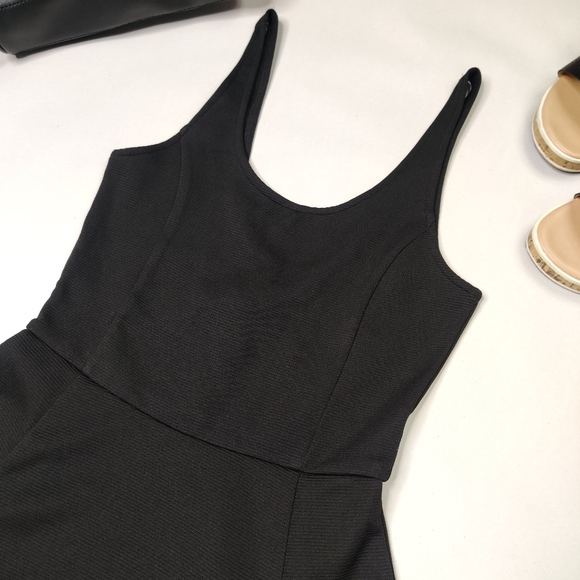 H&M DIVIDED | Women Skater Dress - Picture 4 of 7